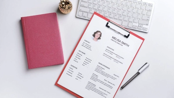 Remote Job Resume Examples (2026 Guide to Land Fully Remote Roles)